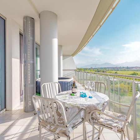 Glass House Кунео Екстер'єр фото