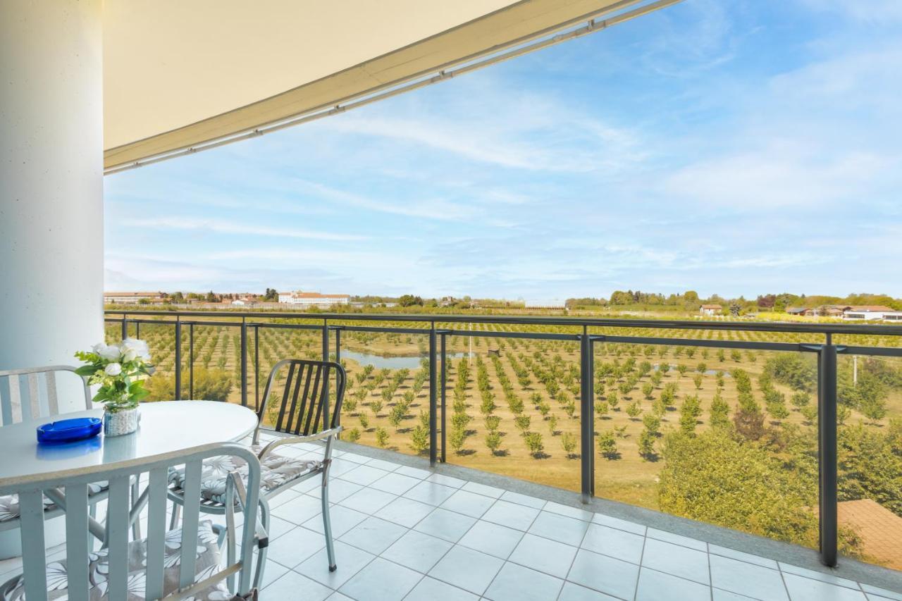 Glass House Кунео Екстер'єр фото